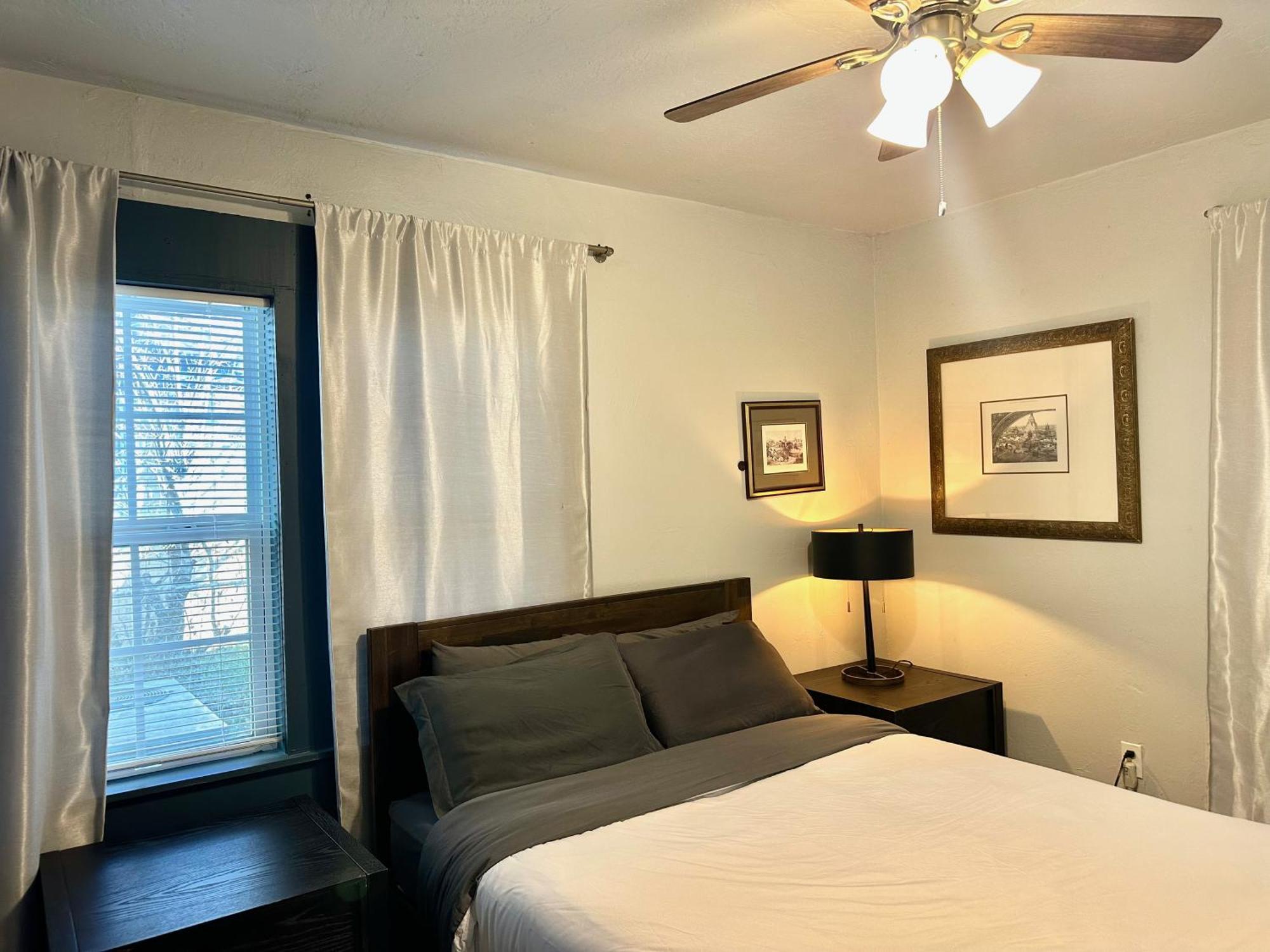 Cozy Winter Getaway With Garden 20-A Villa Oklahoma City Ngoại thất bức ảnh